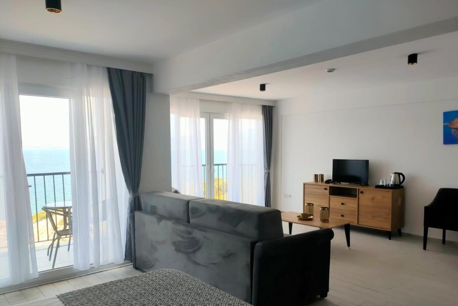 Ni Marin Hotel Milas Kültér fotó