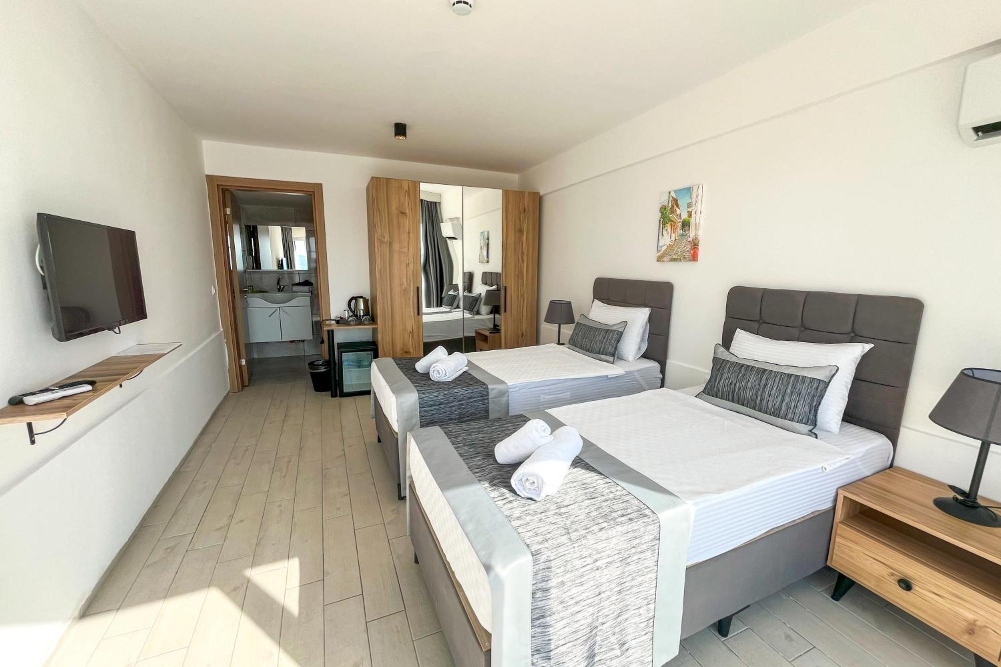 Ni Marin Hotel Milas Kültér fotó